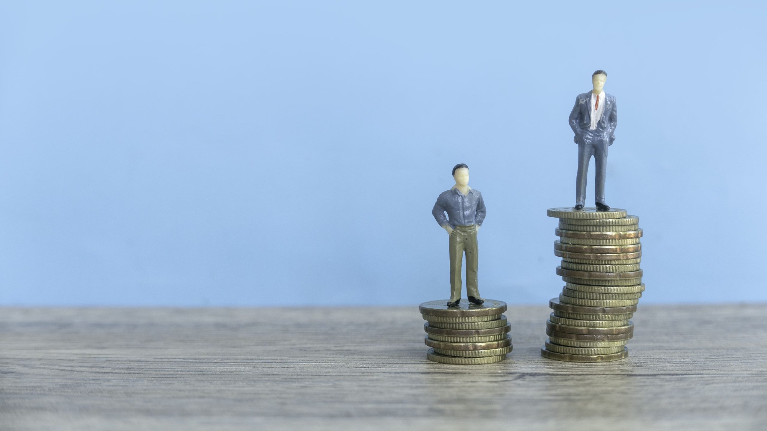 cost of hiring a new employee vs retaining