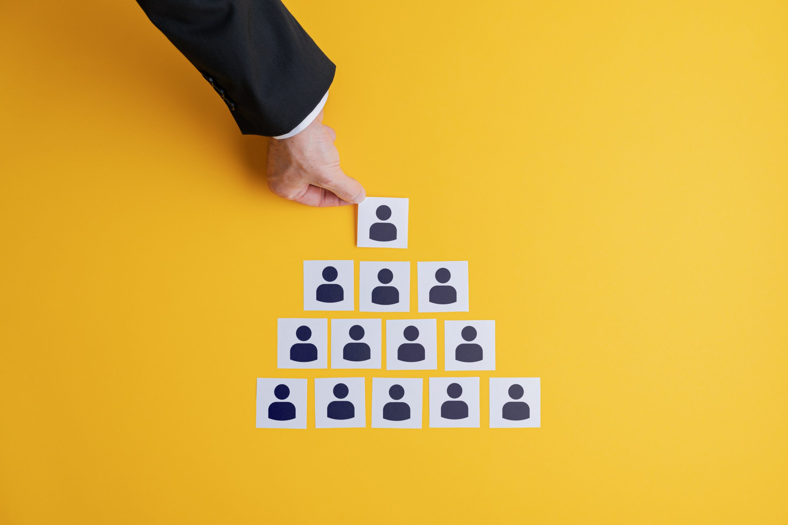 manage a difficult hiring manager as a recruiter