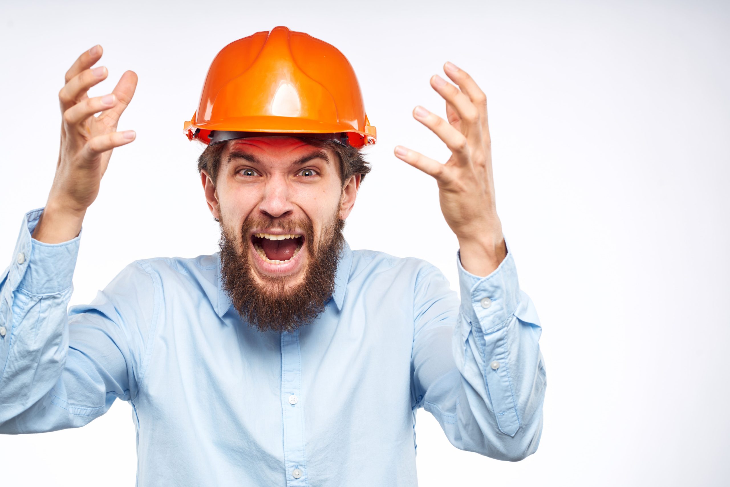 dangers of hiring unlicensed contractors