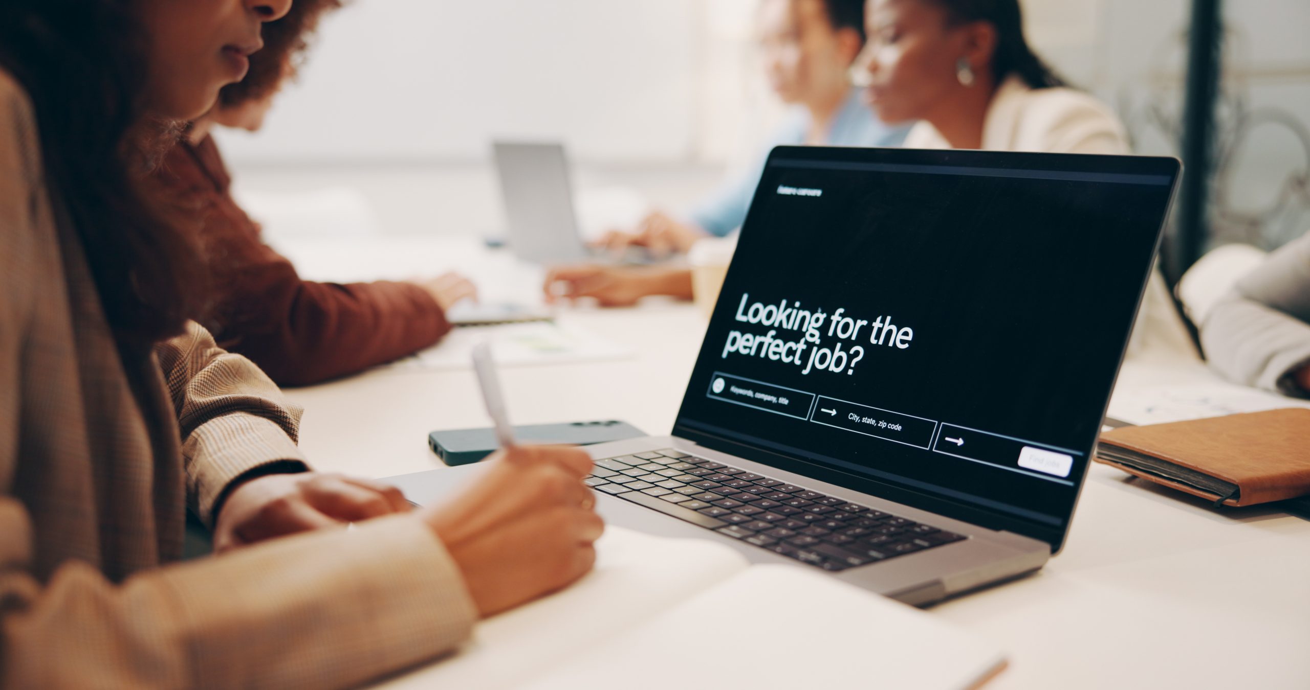 How to Write a Hiring Post on LinkedIn