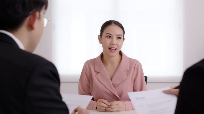 How to message candidates and set up interviews