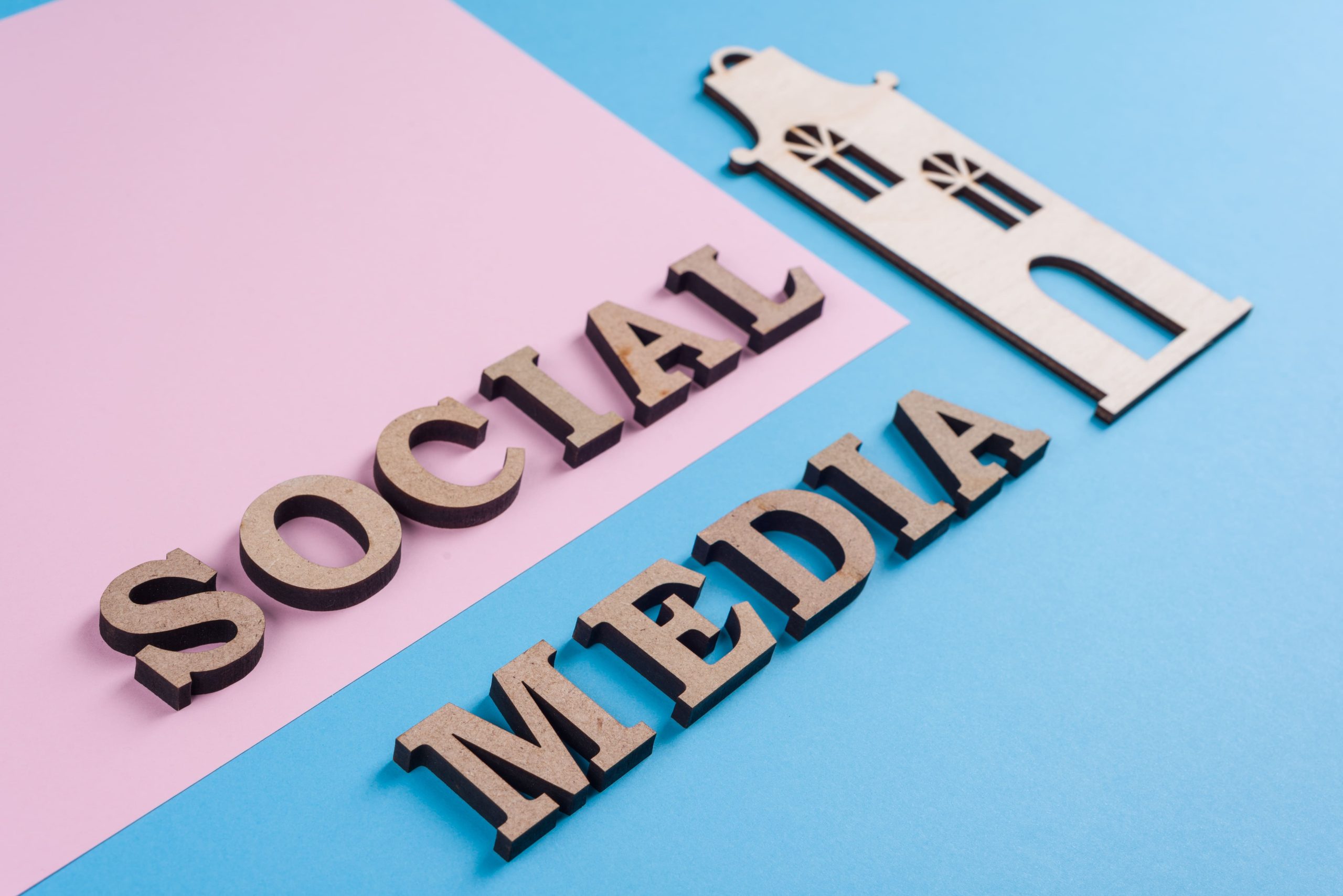 why is social media good for recruitment