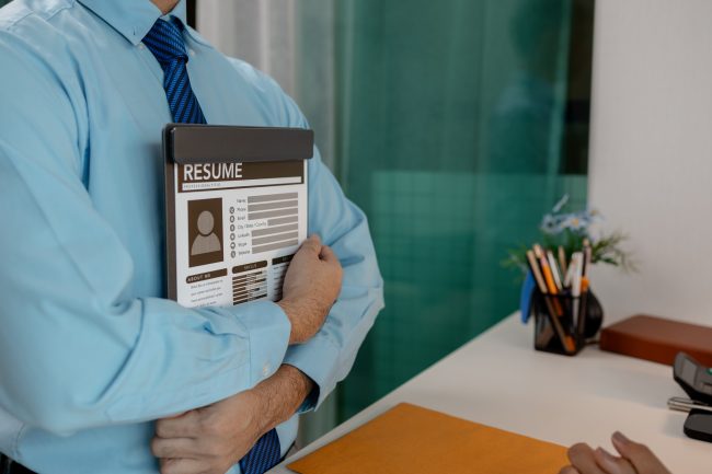 How to deal with a high volume of resumes when recruiting